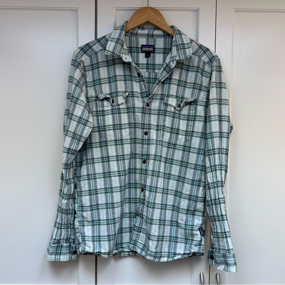 Patagonia Men’s Plaid Button-down Shirt / Sz. L